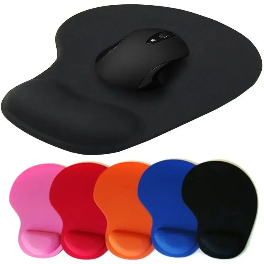 Ergonomic mouse pad with wrist rest